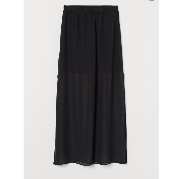 H&M Black chiffon Maxi Skirt with side slit - Picture 4 of 6